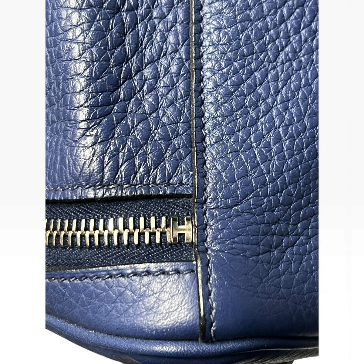 HERMES Lindy 30 in Bleu Electrique