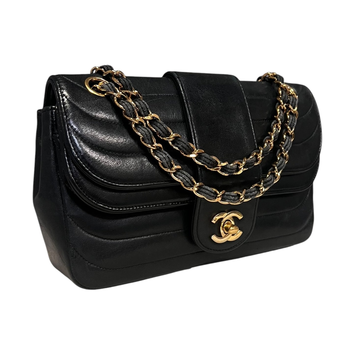 CHANEL Horizontal Quilted Double Flap Bag in Black