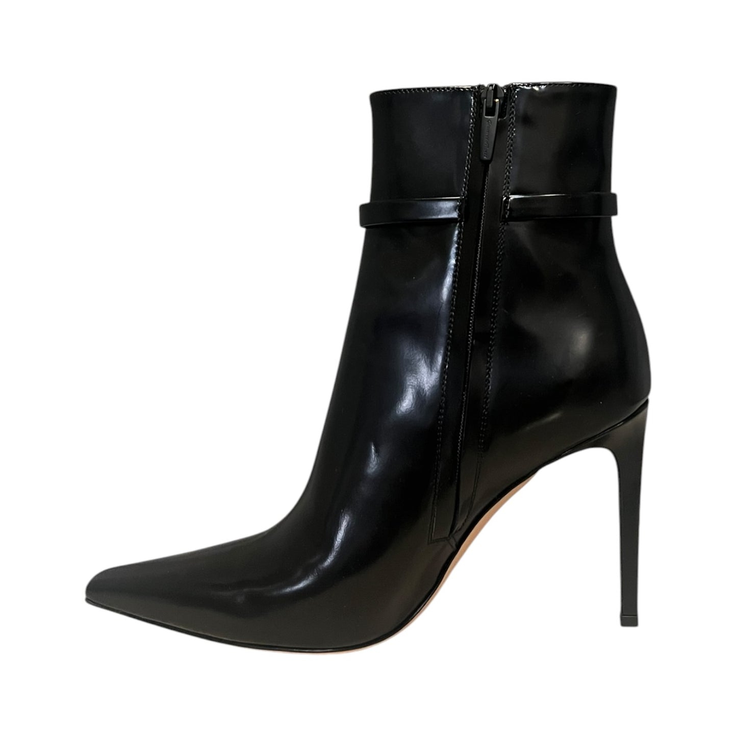 GIANVITO ROSSI Lynsay Hi Gloss Booties in  Black | 37