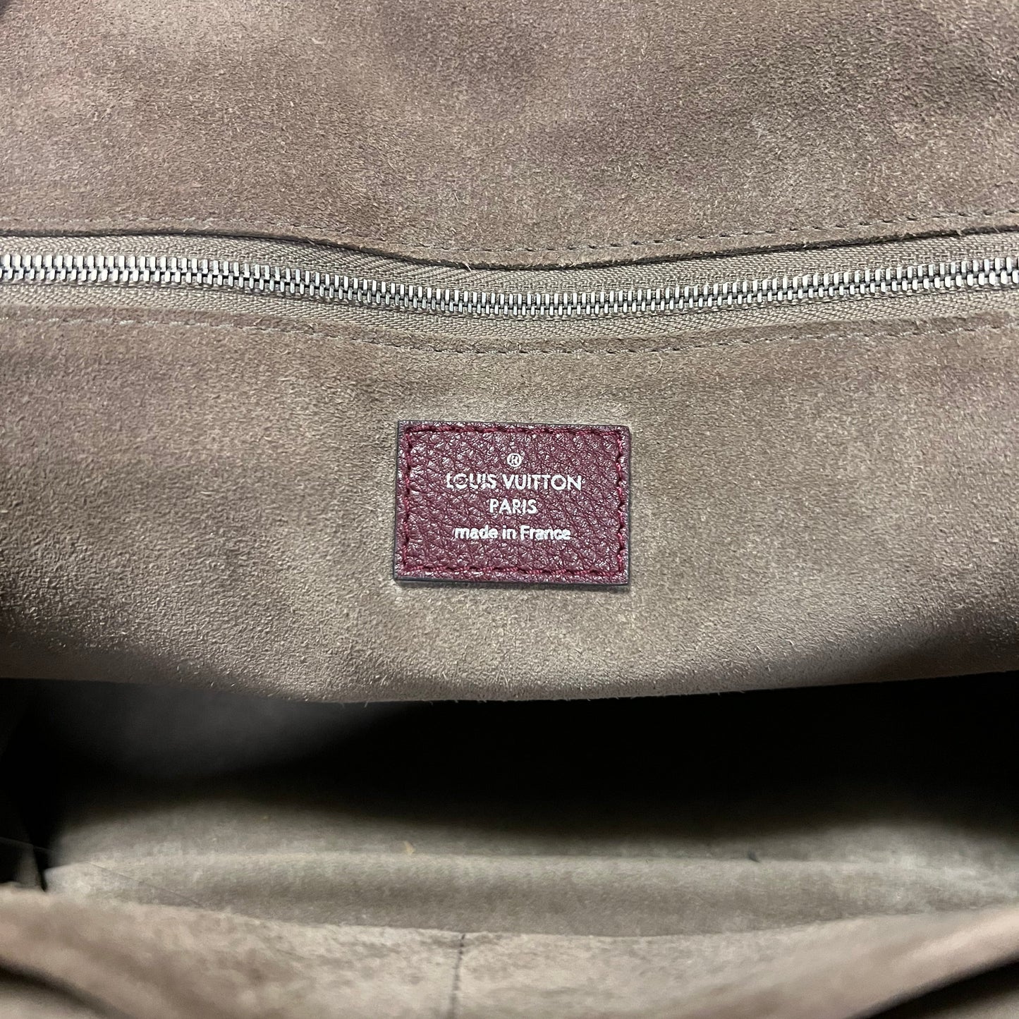 LOUIS VUITTON Soft Lockit MM Veau in Cachemire Calfskin Leather & Python