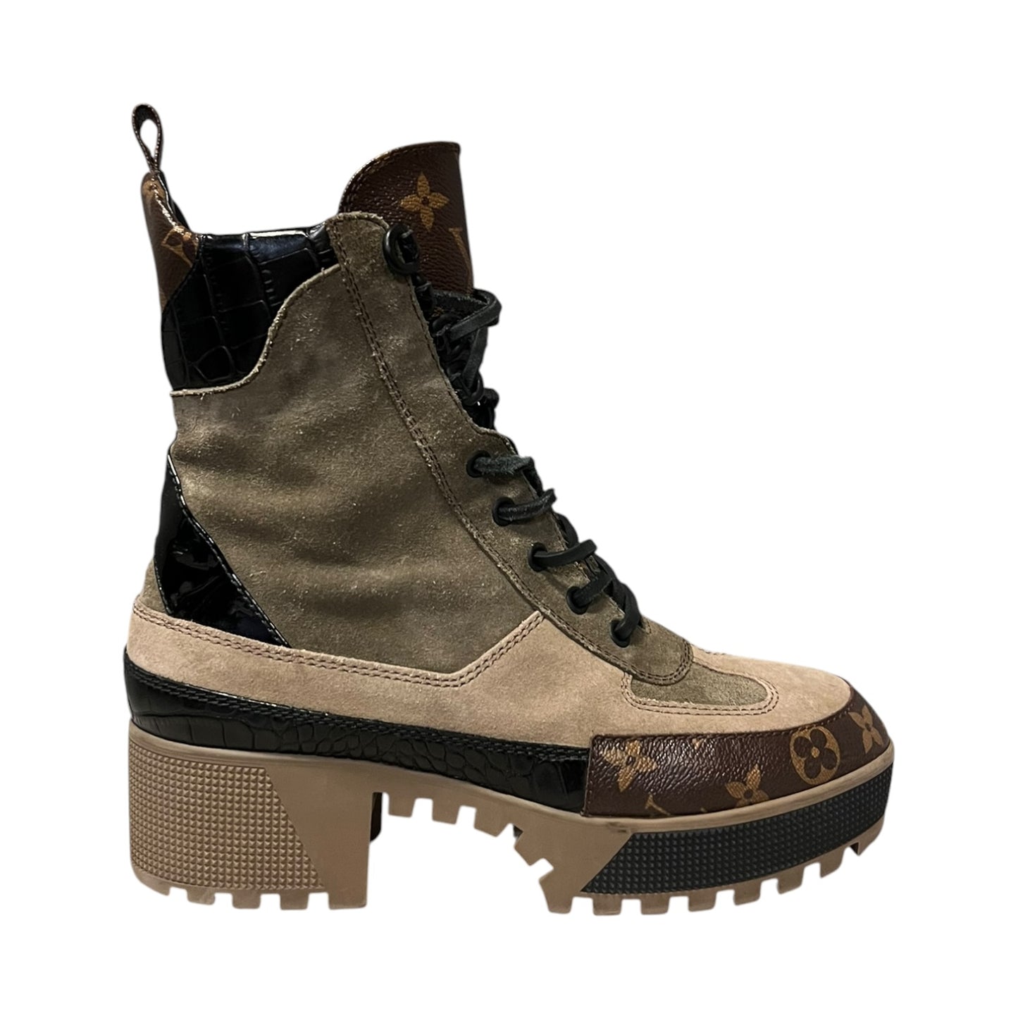 LOUIS VUITTON Laureate Platform Desert Boots | 38