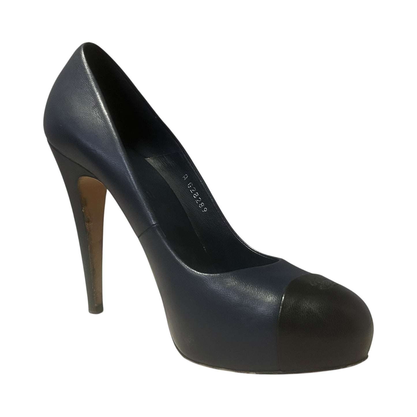 CHANEL Cap Toe Pumps in Navy & Black | 39.5