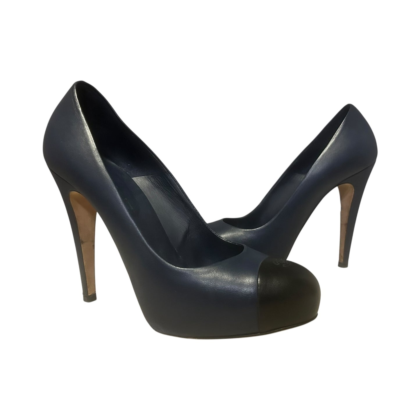 CHANEL Cap Toe Pumps in Navy & Black | 39.5