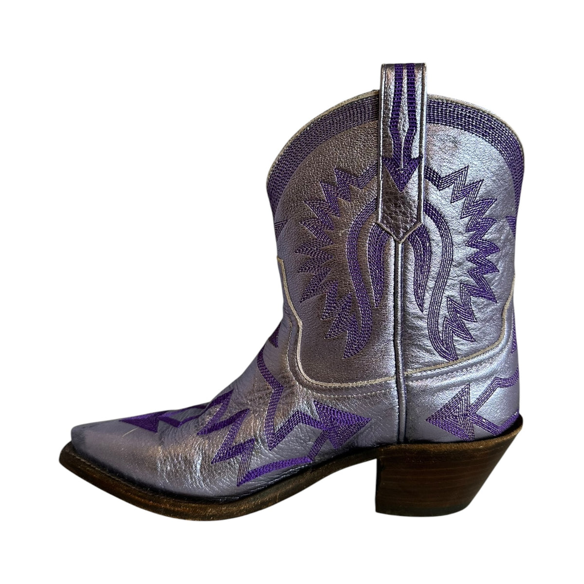 MIRON CROSBY Metallic Short Cowboy Boots in Purple |