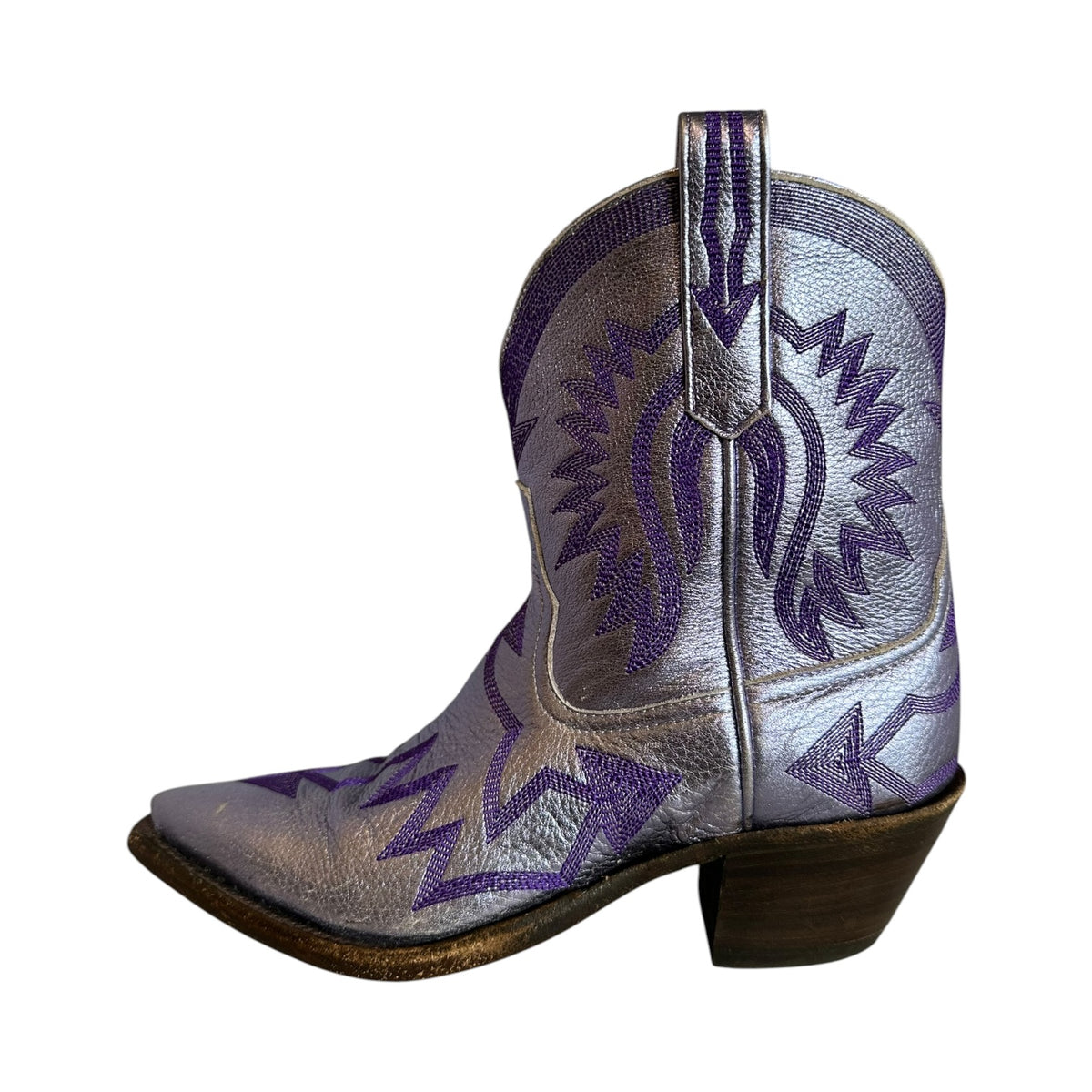 MIRON CROSBY Metallic Short Cowboy Boots in Purple |