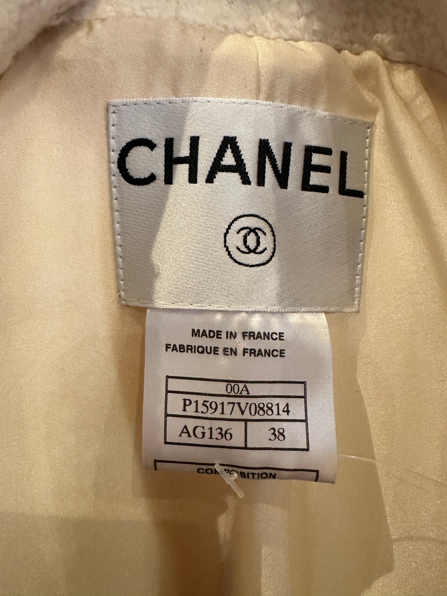 CHANEL Off-White Bouclé Coat | Size 38