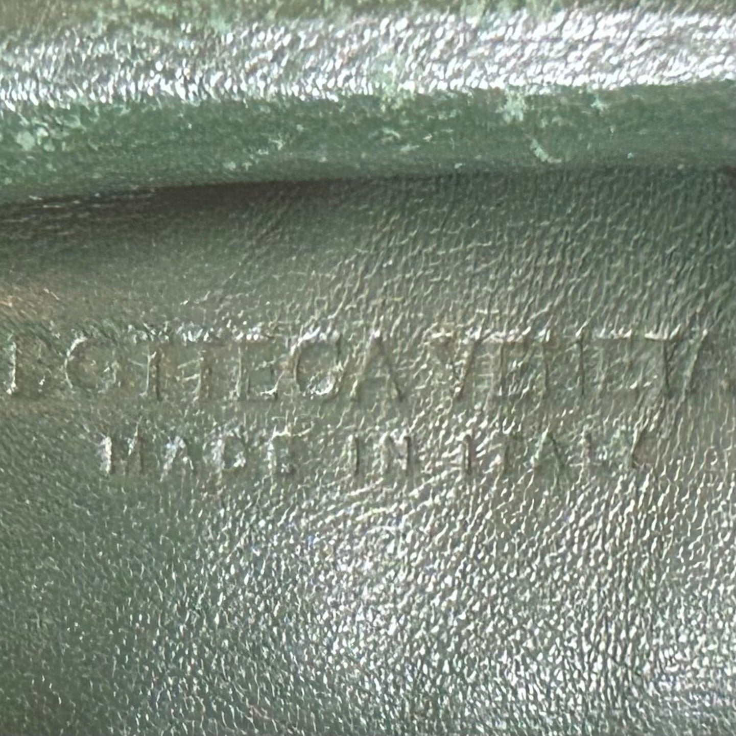 BOTTEGA VENETA Intrecciato Mini Pouch in Green