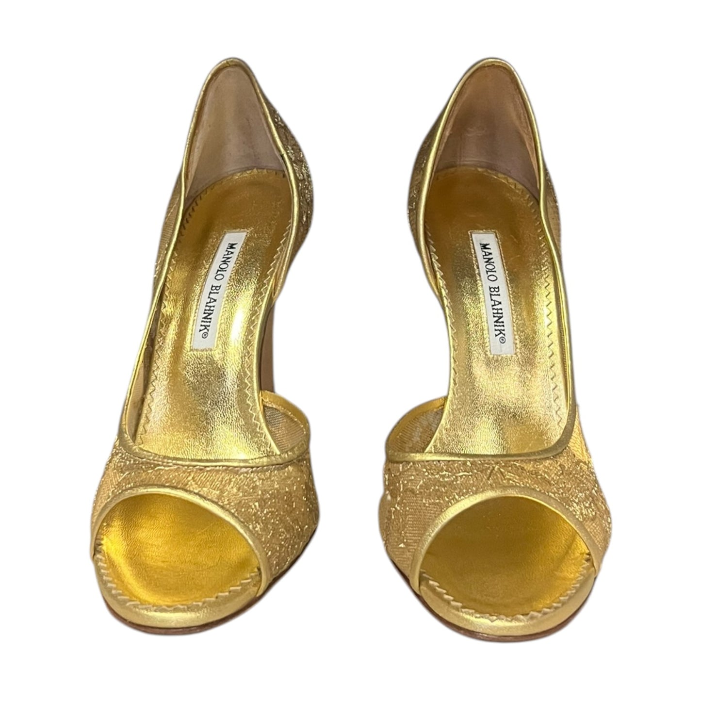 MANOLO BLAHNIK Lace d'Orsay Pumps in Gold | 40