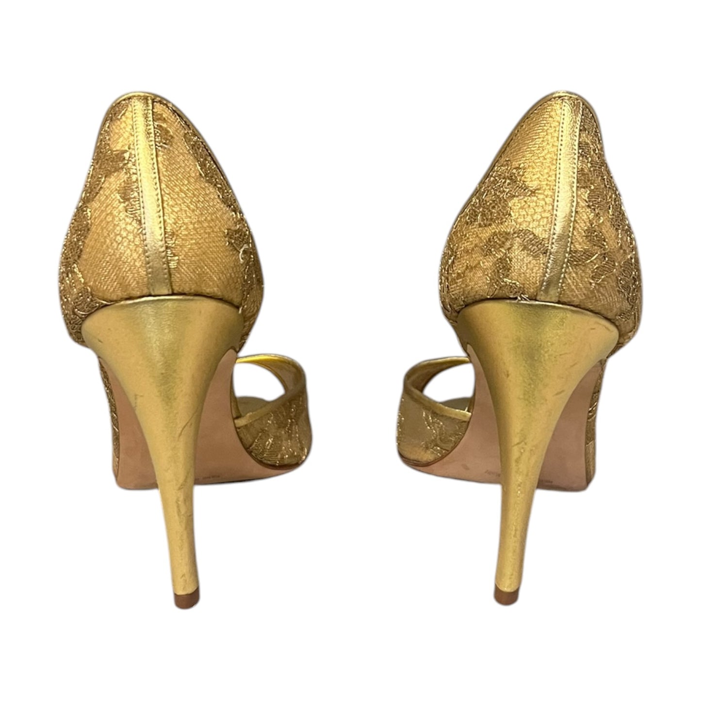 MANOLO BLAHNIK Lace d'Orsay Pumps in Gold | 40