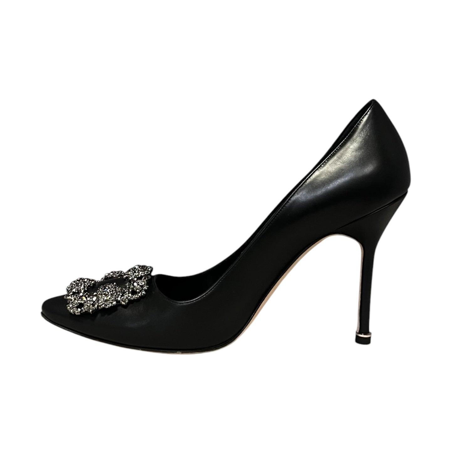 MANOLO BLAHNIK Hangisi Pumps in Black | 38.5