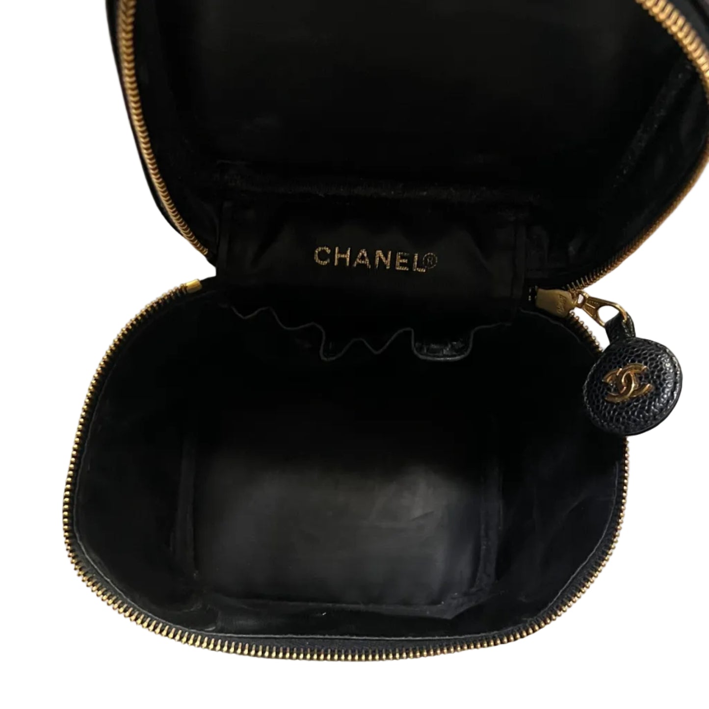 CHANEL Vanity Case in Black Caviar