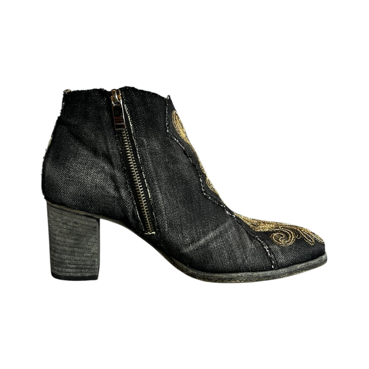 MARCO DELLI Embroidered Denim Booties | 37.5