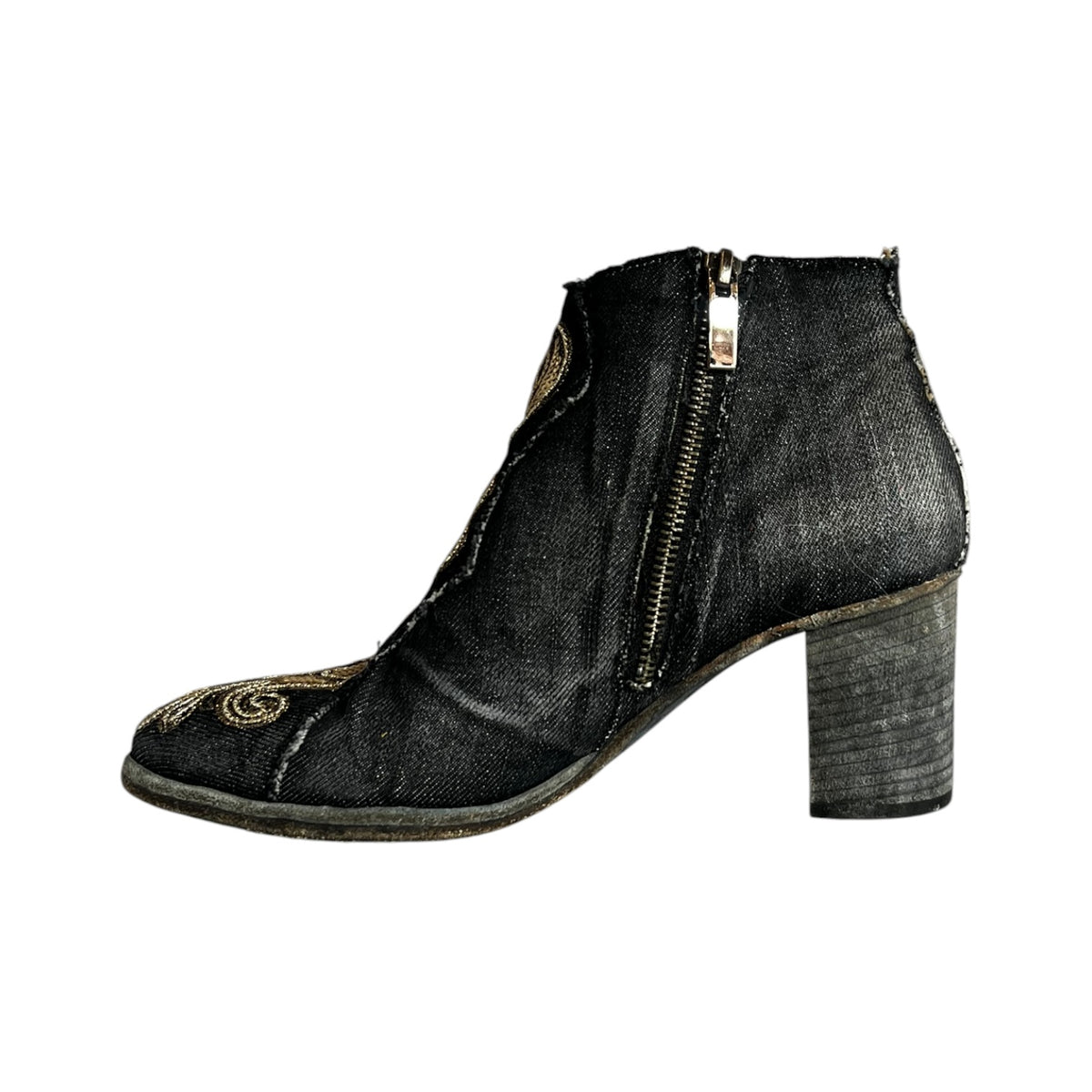 MARCO DELLI Embroidered Denim Booties | 37.5