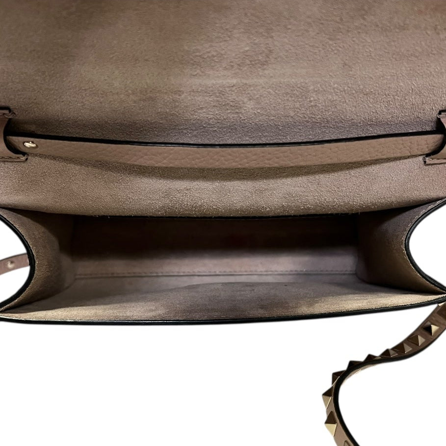 VALENTINO Rockstud Crossbody Clutch in Rose Cannelle