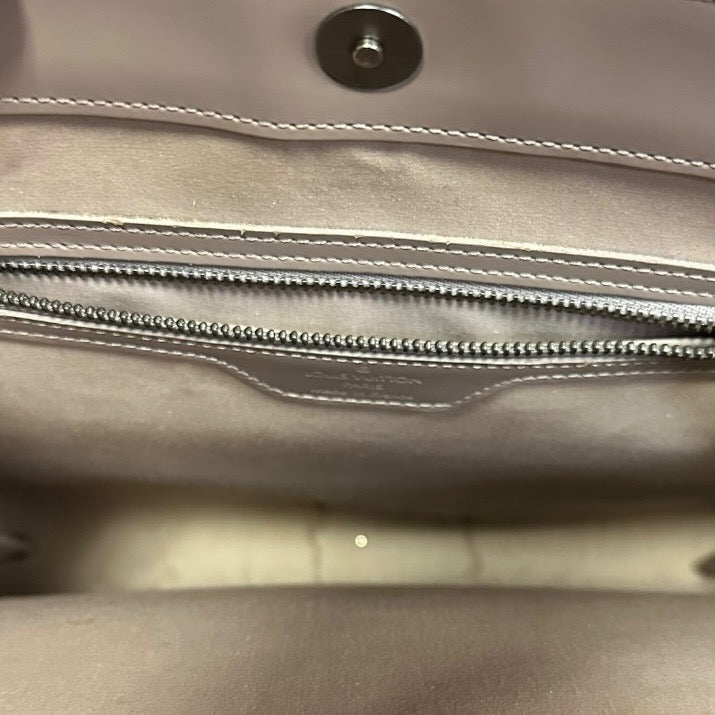 LOUIS VUITTON Epi St. Tropez Shoulder Bag in Lavender