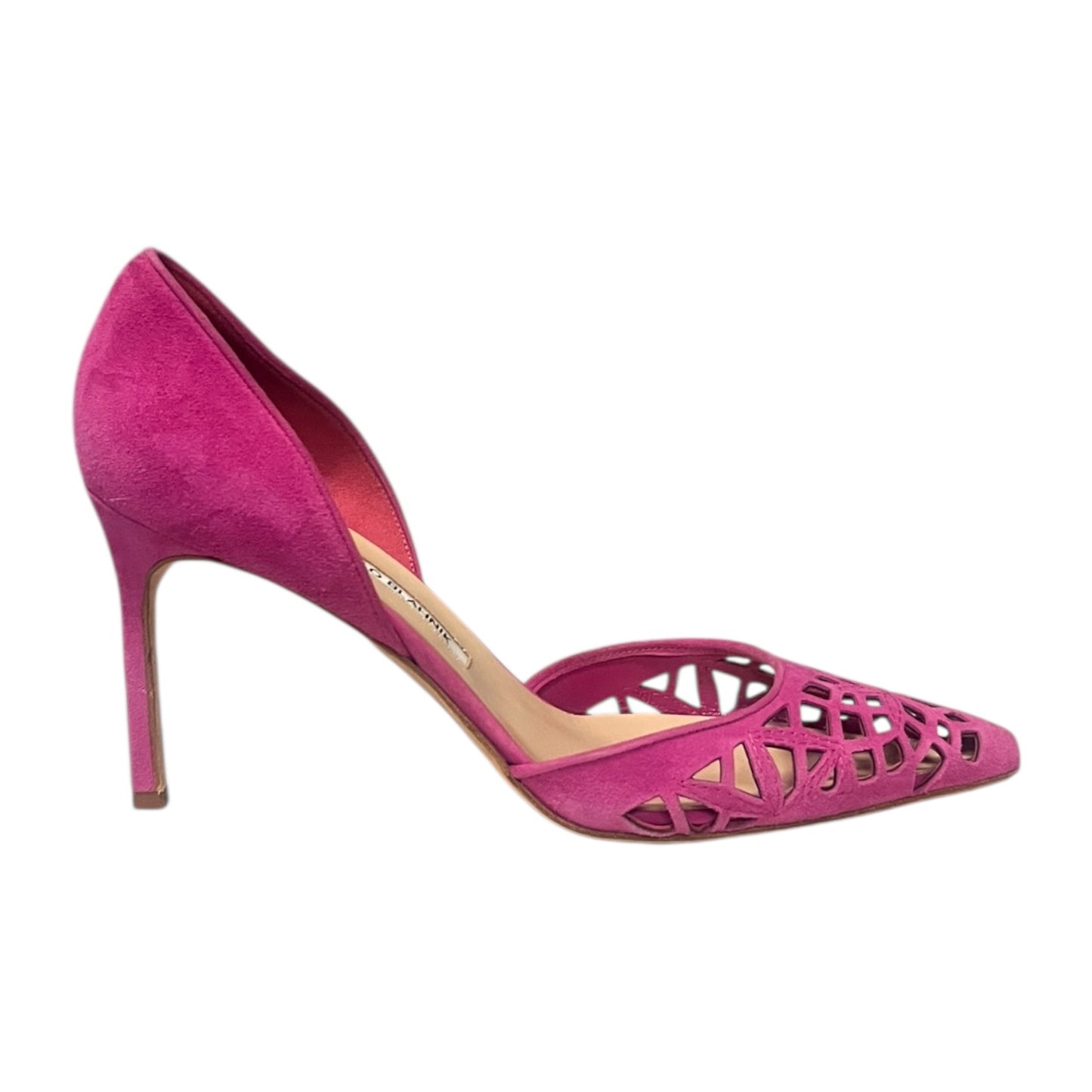 MANOLO BLAHNIK Lasercut Suede D' Orsay Pumps in Pink | 40
