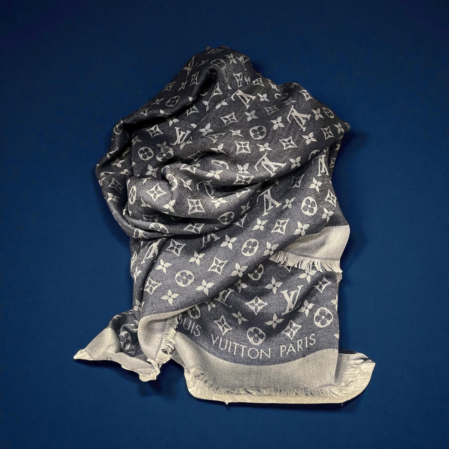 LOUIS VUITTON Monogram Classic Shawl in Blue
