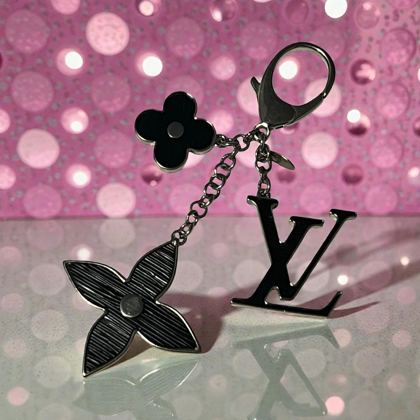 LOUIS VUITTON Fleur de Monogram Bag Charm Key Chain