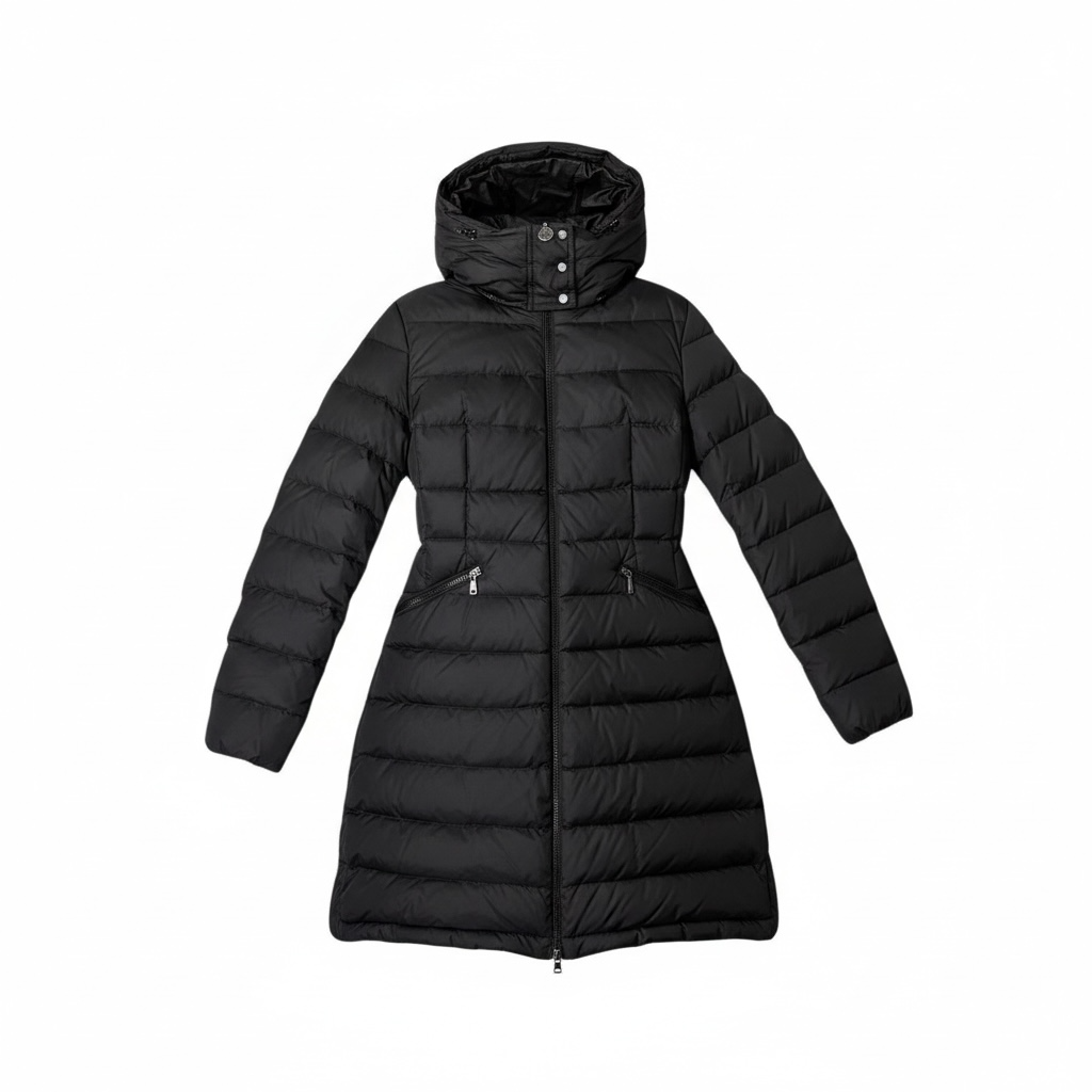 MONCLER Puffer Coat in Black | S