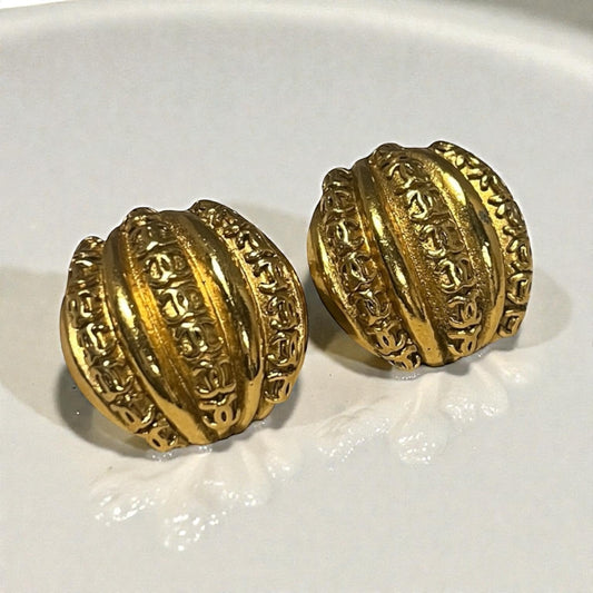 CHANEL CC Button Earrings