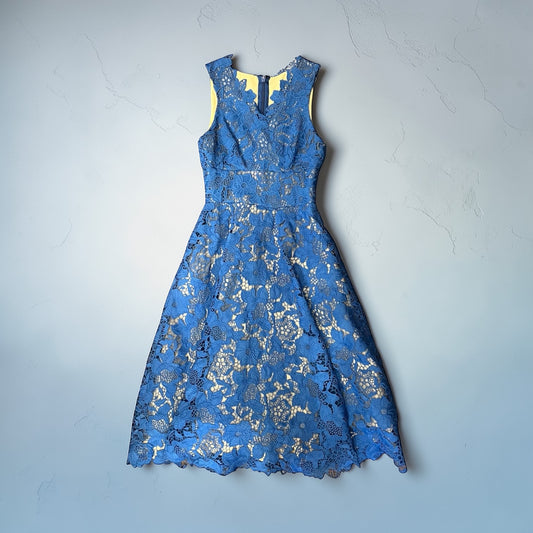 MONIQUE LHUILLIER Lace Dress in Blue | 4