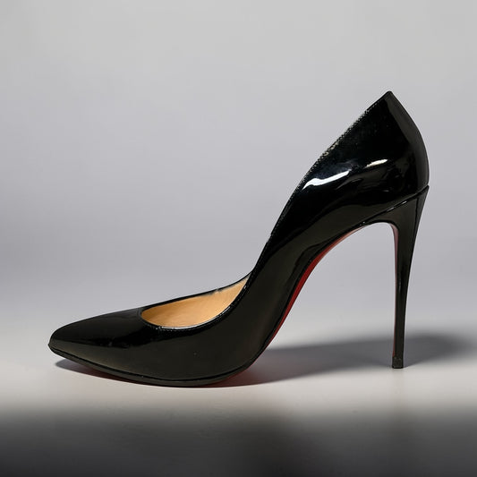 LOUBOUTIN Patent Pumps in Black | 39