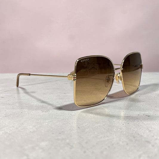 GUCCI Oversized Square Sunglasses