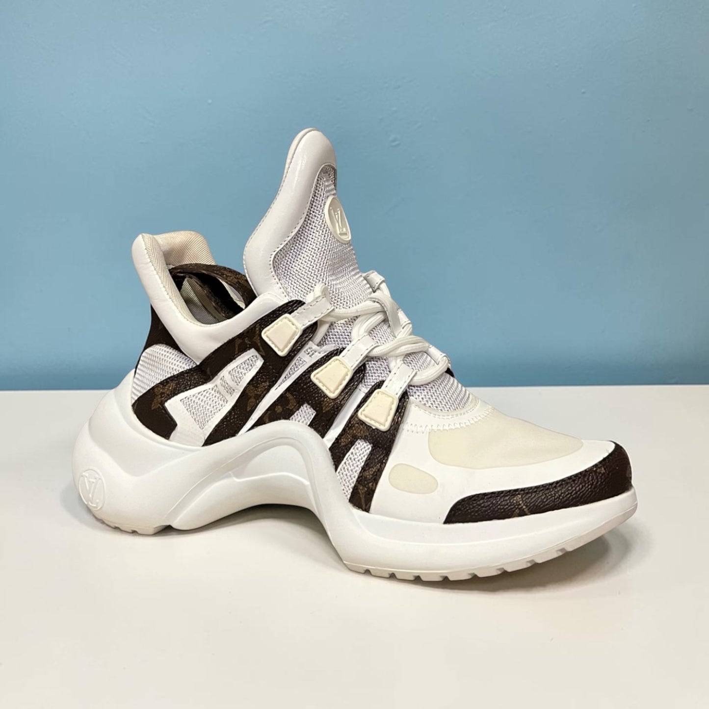 LOUIS VUITTON Archlight Sneakers | 40
