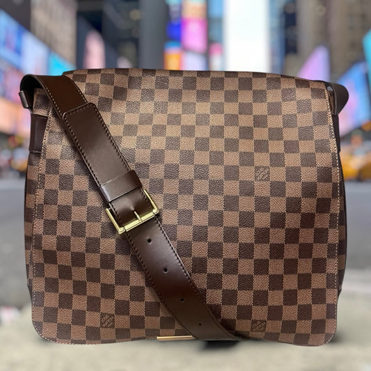 LOUIS VUITTON Bastille Messenger in Damier Ebene