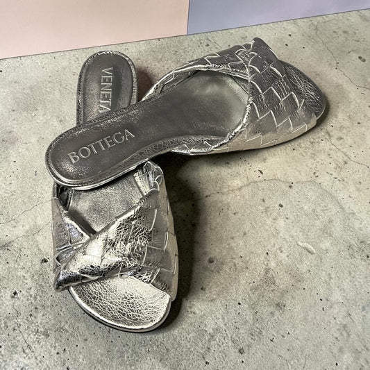 BOTTEGA VENETA Blink Flat Mules in Silver | 41