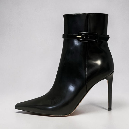 GIANVITO ROSSI Lynsay Hi Gloss Booties in  Black | 37
