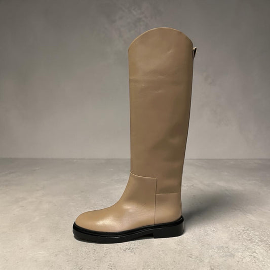 JIL SANDER Riding Boots in Taupe | 36