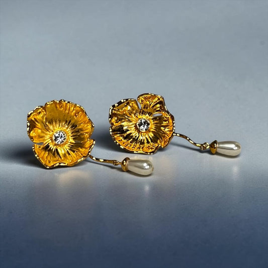 OSCAR DE LA RENTA Blossom Pearl Drop Earrings