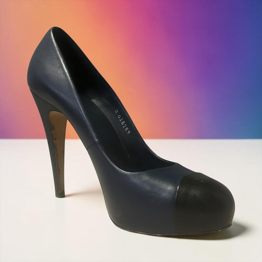 CHANEL Cap Toe Pumps in Navy & Black | 39.5