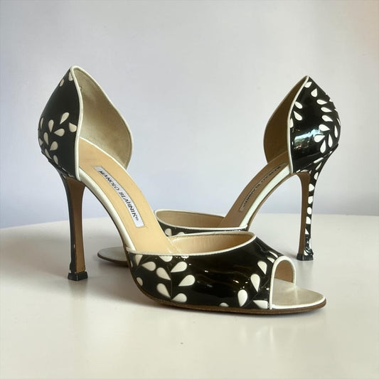 MANOLO BLAHNIK Lasercut Patent D Orsay Pumps in Black & White | 40