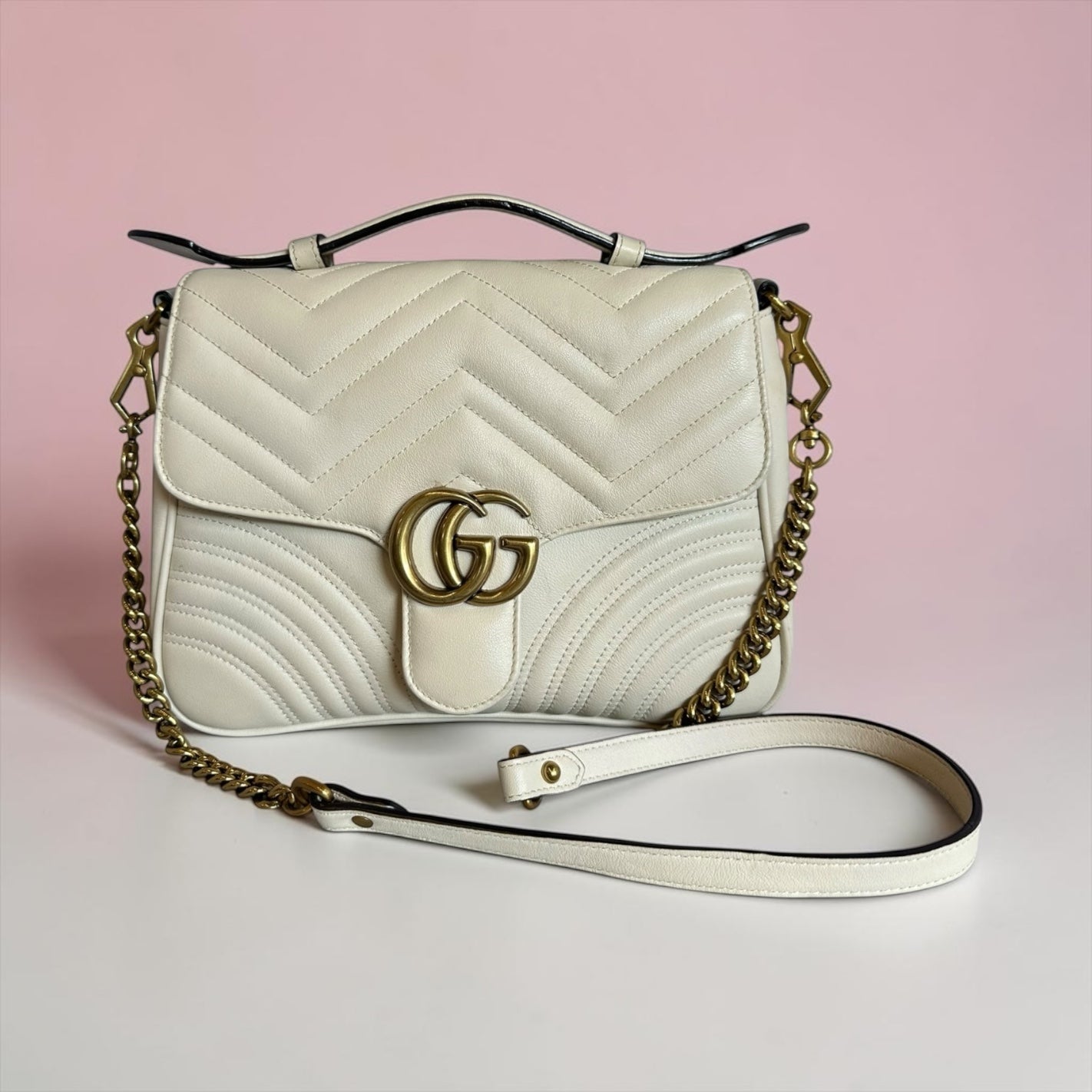 GUCCI GG Marmont Matelasse Top Handle Crossbody in Ivory