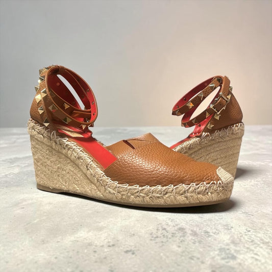 VALENTINO Rockstud Espadrille Wedges in Scotch | 40
