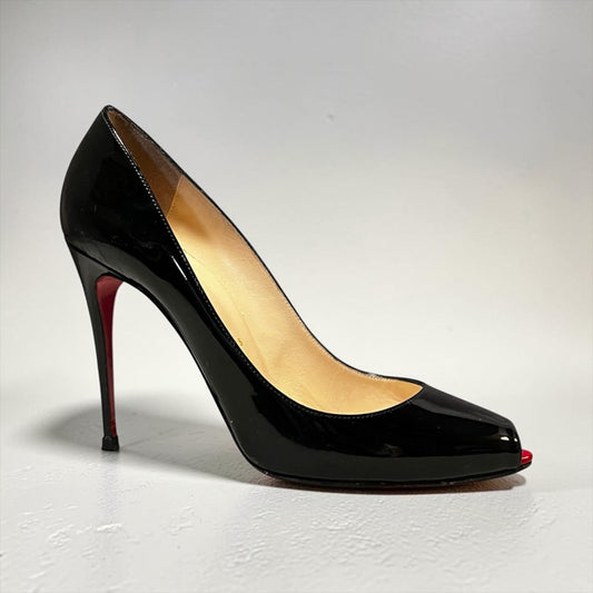 CHRISTIAN LOUBOUTIN Tibur Patent Peeptoe Pumps in Black | 38.5