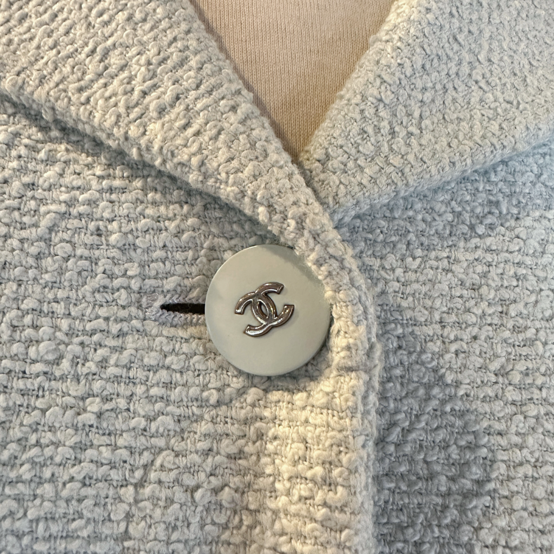 CHANEL Boucle Jacket | 1998 Cruise Collection, Size 36 (US 2 CHANEL Boucle Jacket | 1998 Cruise Collection, Size 36 (US 2