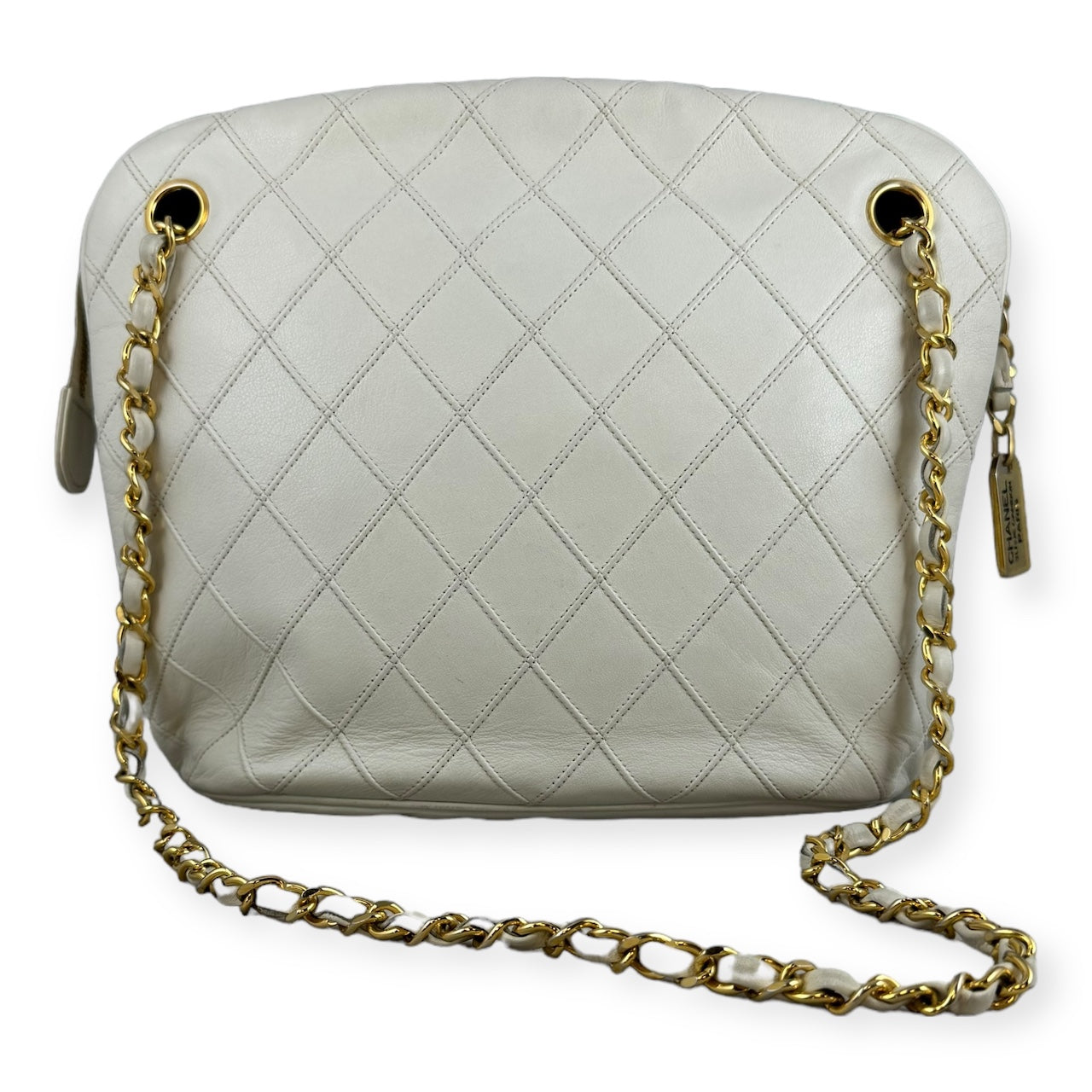 CHANEL Diamond Stitch Shoulder Bag in Ivory