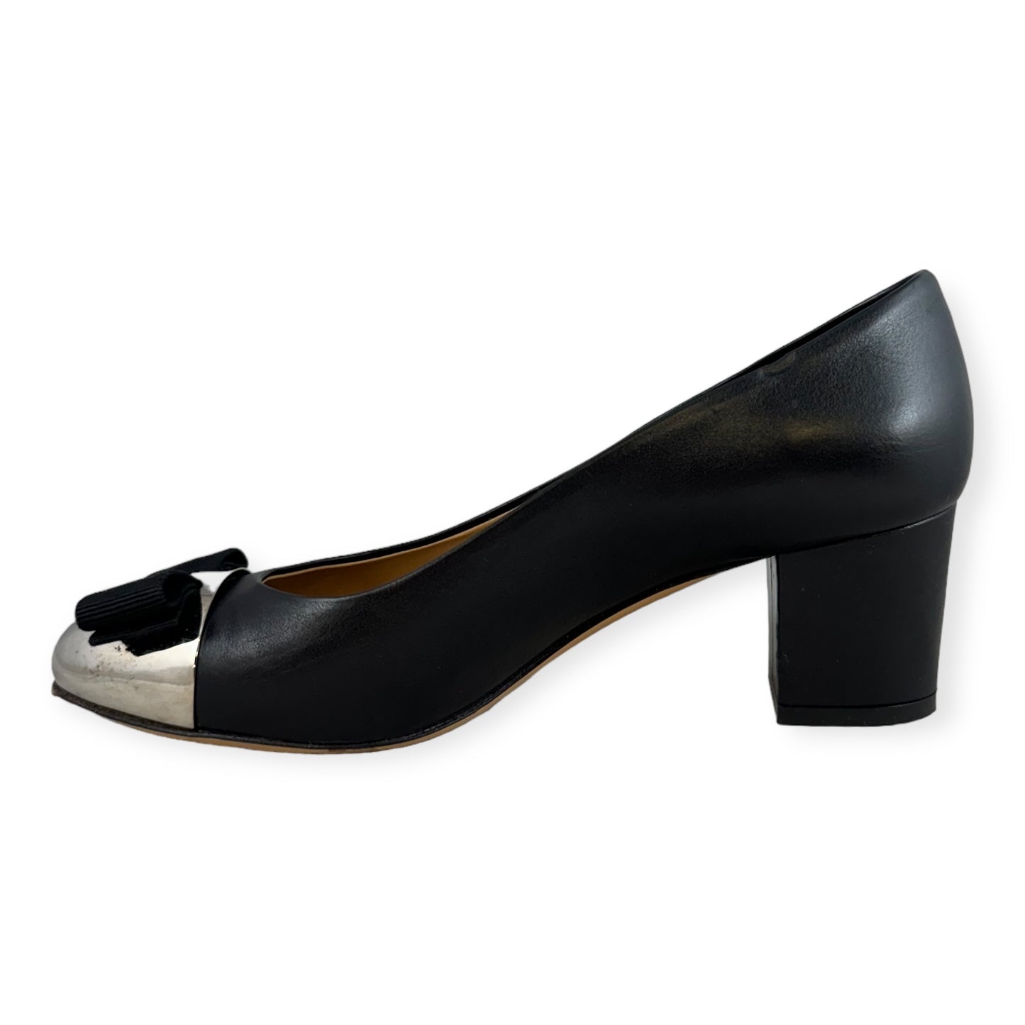 FERRAGAMO Cap Toe Vara Pumps in Black Silver | Size 36.5