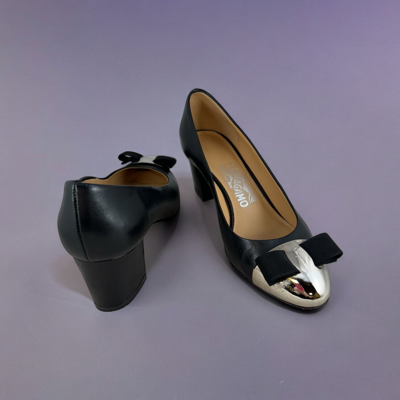 FERRAGAMO Cap Toe Vara Pumps in Black Silver | Size 36.5