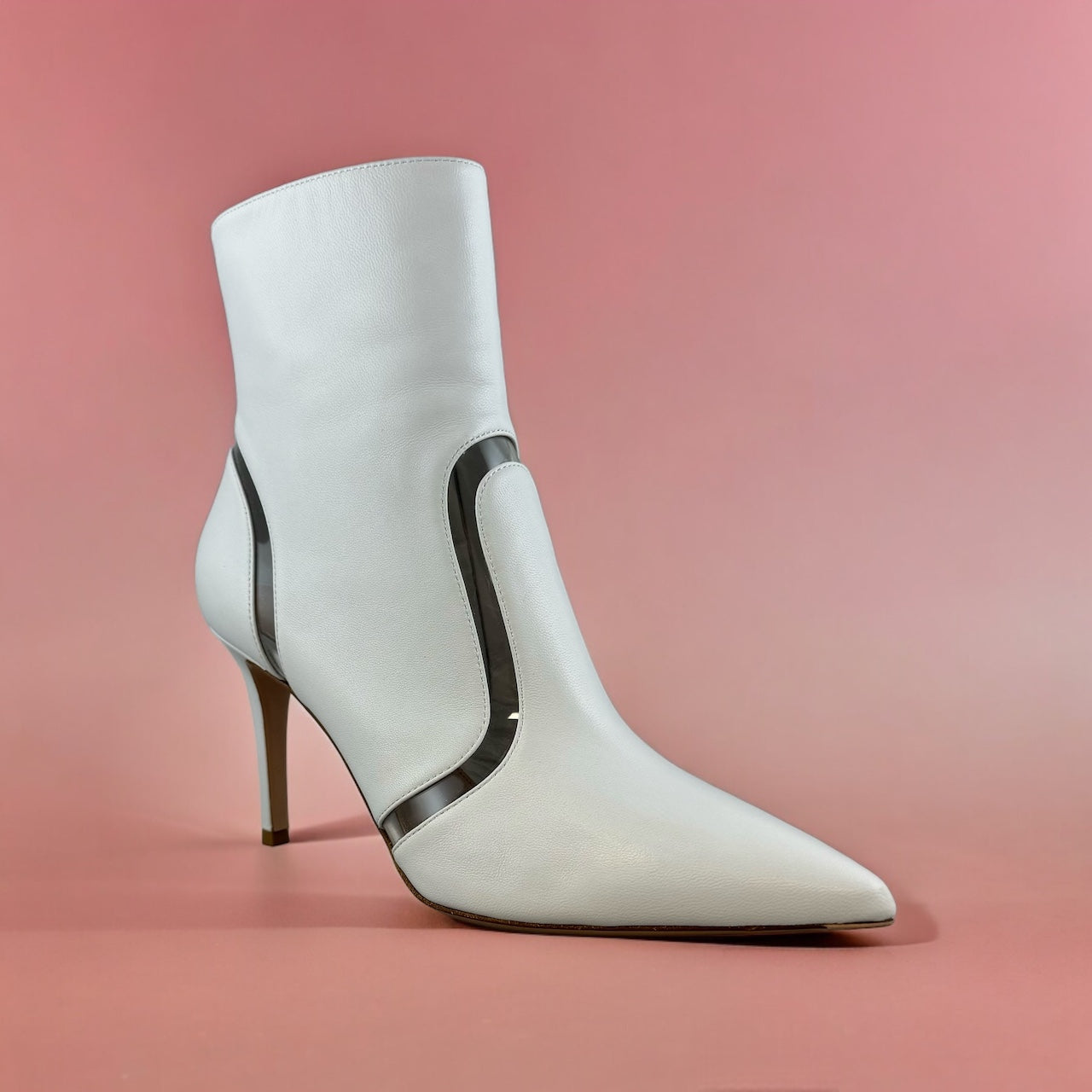 GIANVITO ROSSI Booties in White | Size 38.5