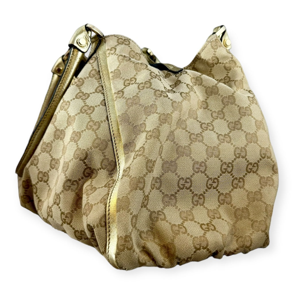 GUCCI Abbey Shoulder Bag in Gold