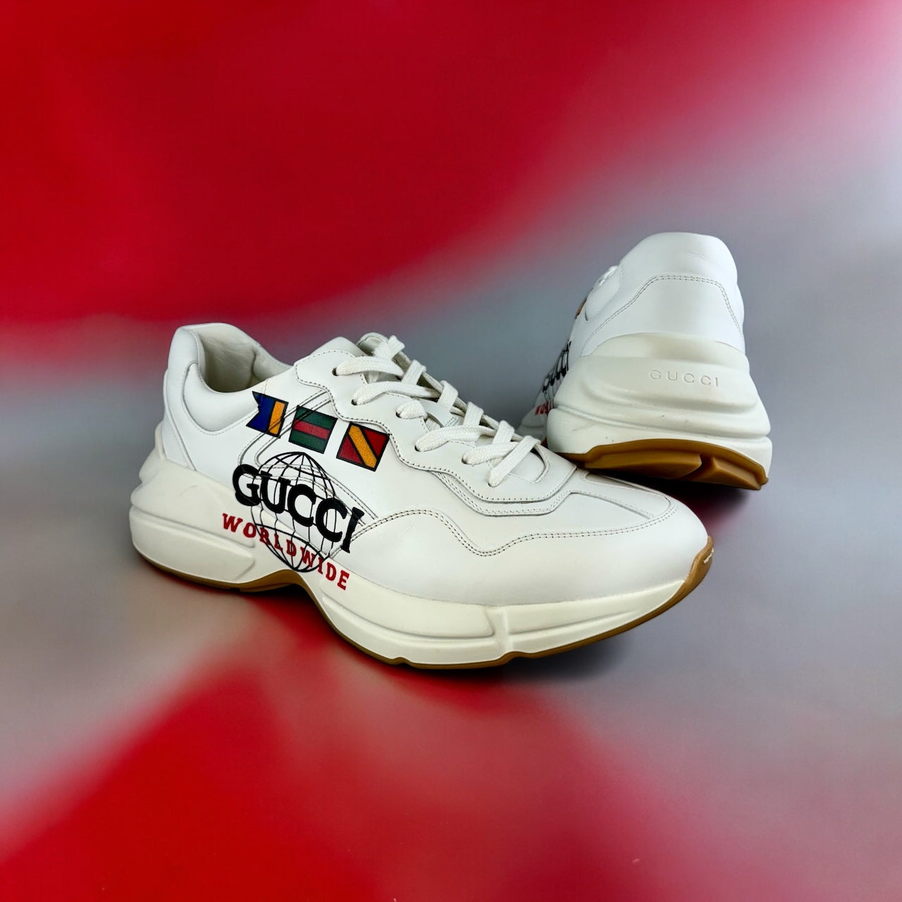 GUCCI Worldwide Sneakers in White Multi | Size 9