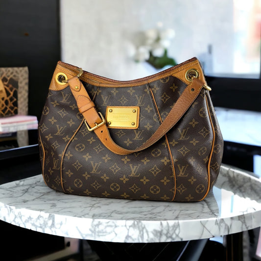 LOUIS VUITTON Galliera PM Monogram