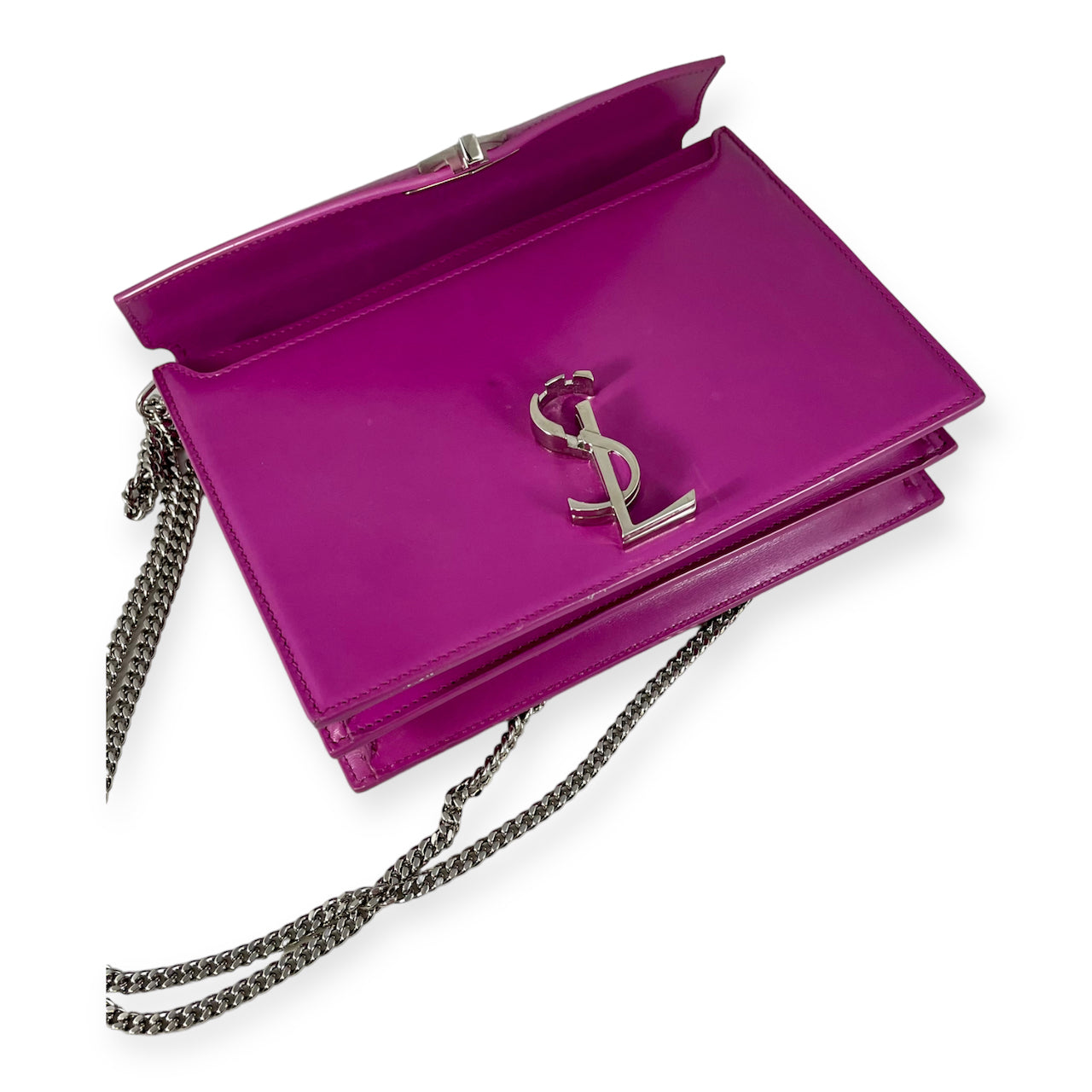 SAINT LAURENT Cassandra Bag in Fuchsia