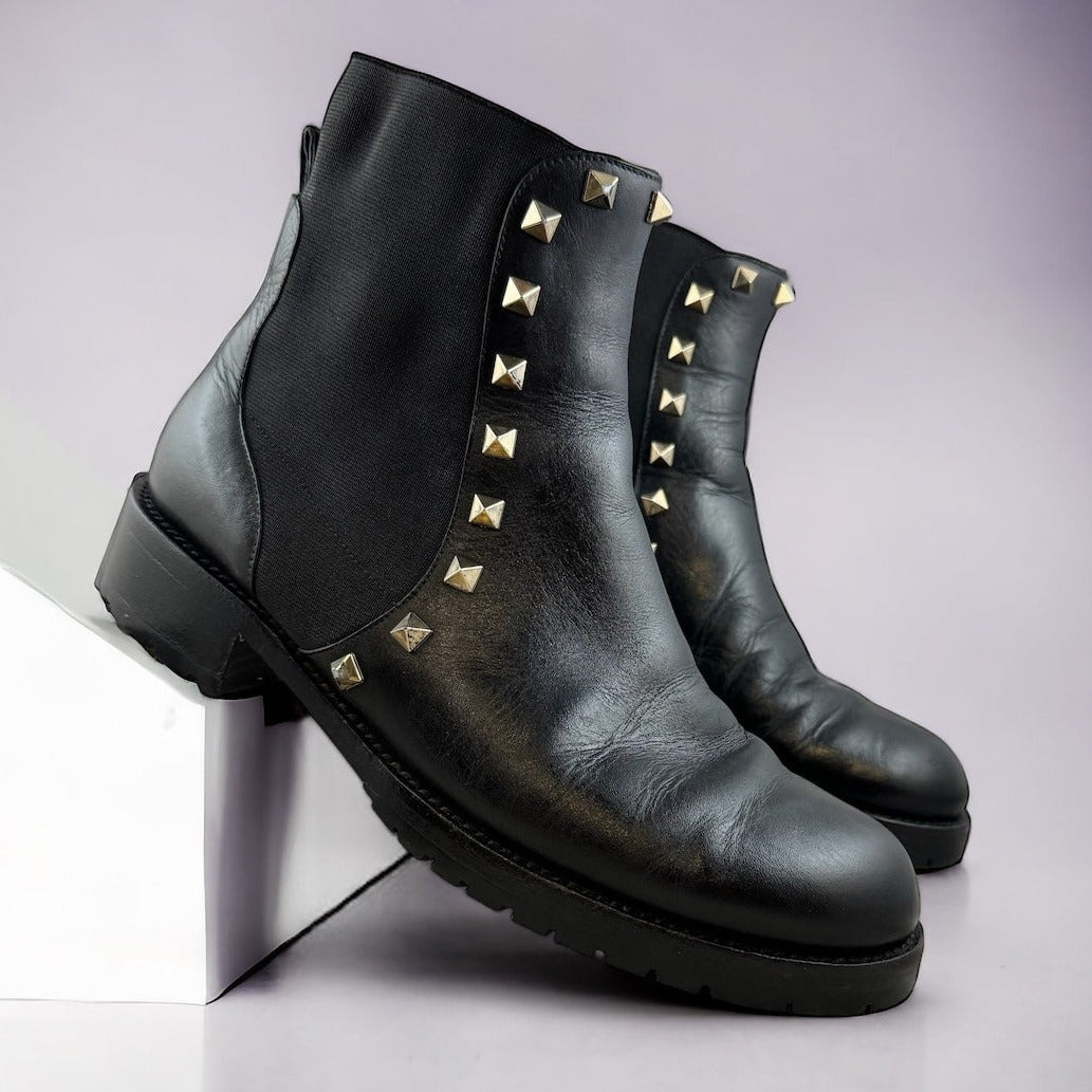 VALENTINO GARAVANI Rockstud Booties in Black | Size 38