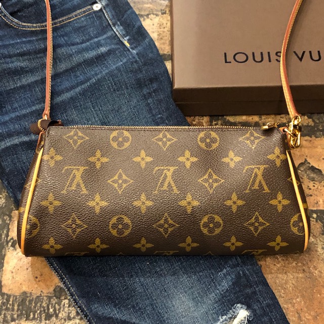Louis Vuitton Eva Crossbody Purse Authentic! for Sale in Freedom