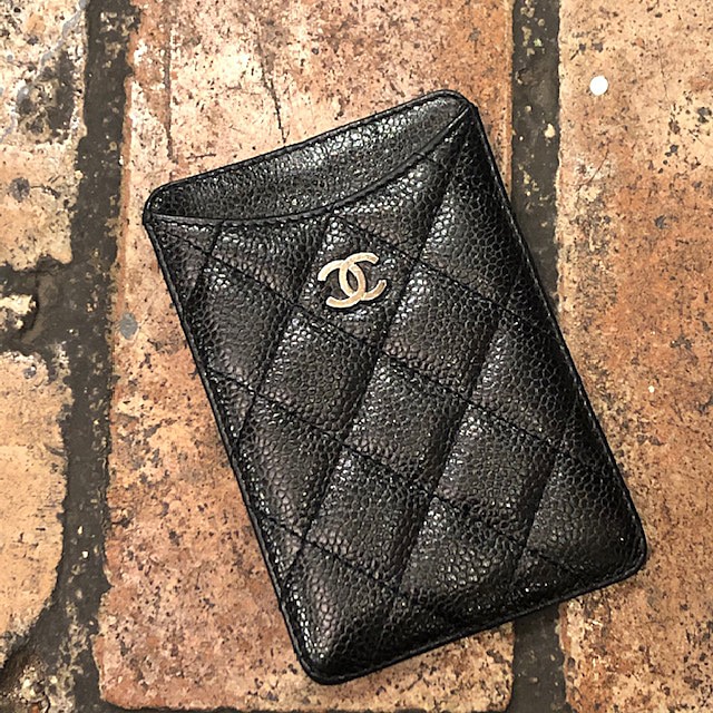 Chanel Gusset Card Holder Diamond Quilted Black in Caviar with Gold-tone -  US